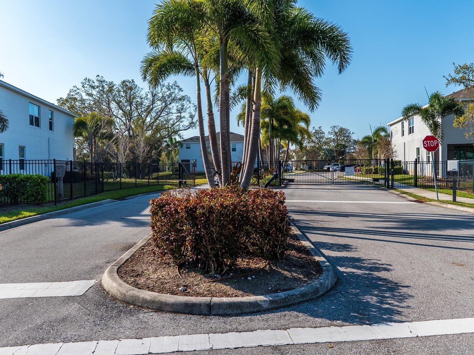 Image 27 of 71 For 8681 Daydream Street