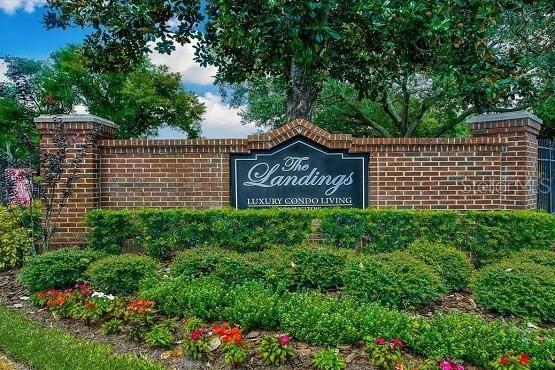 Listing photo id 9 for 10122 Winsford Oak Boulevard 423