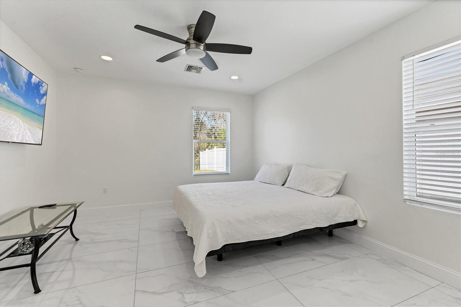 Image 15 of 48 For 177 Tierra Verde Way