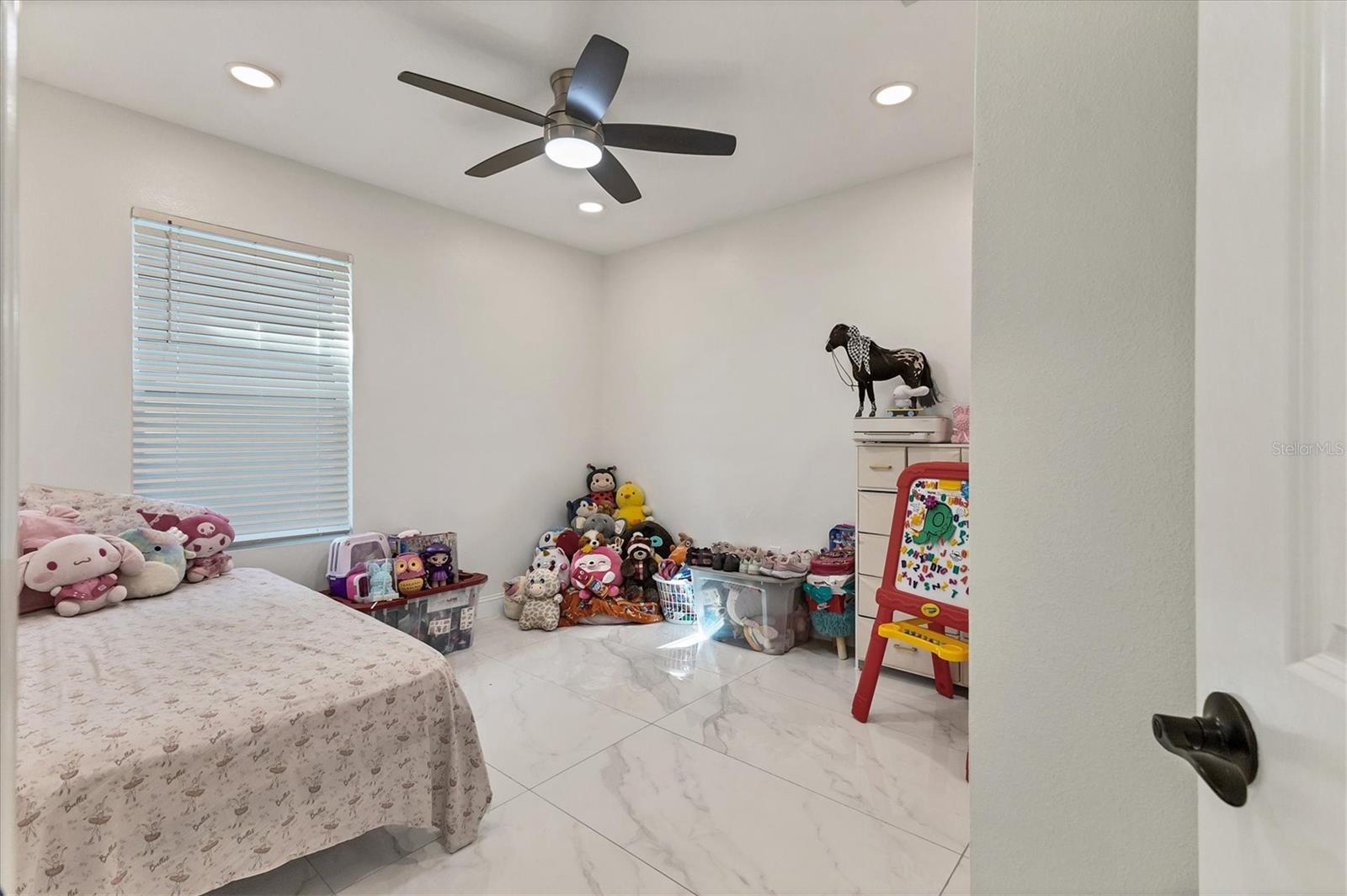 Image 20 of 48 For 177 Tierra Verde Way