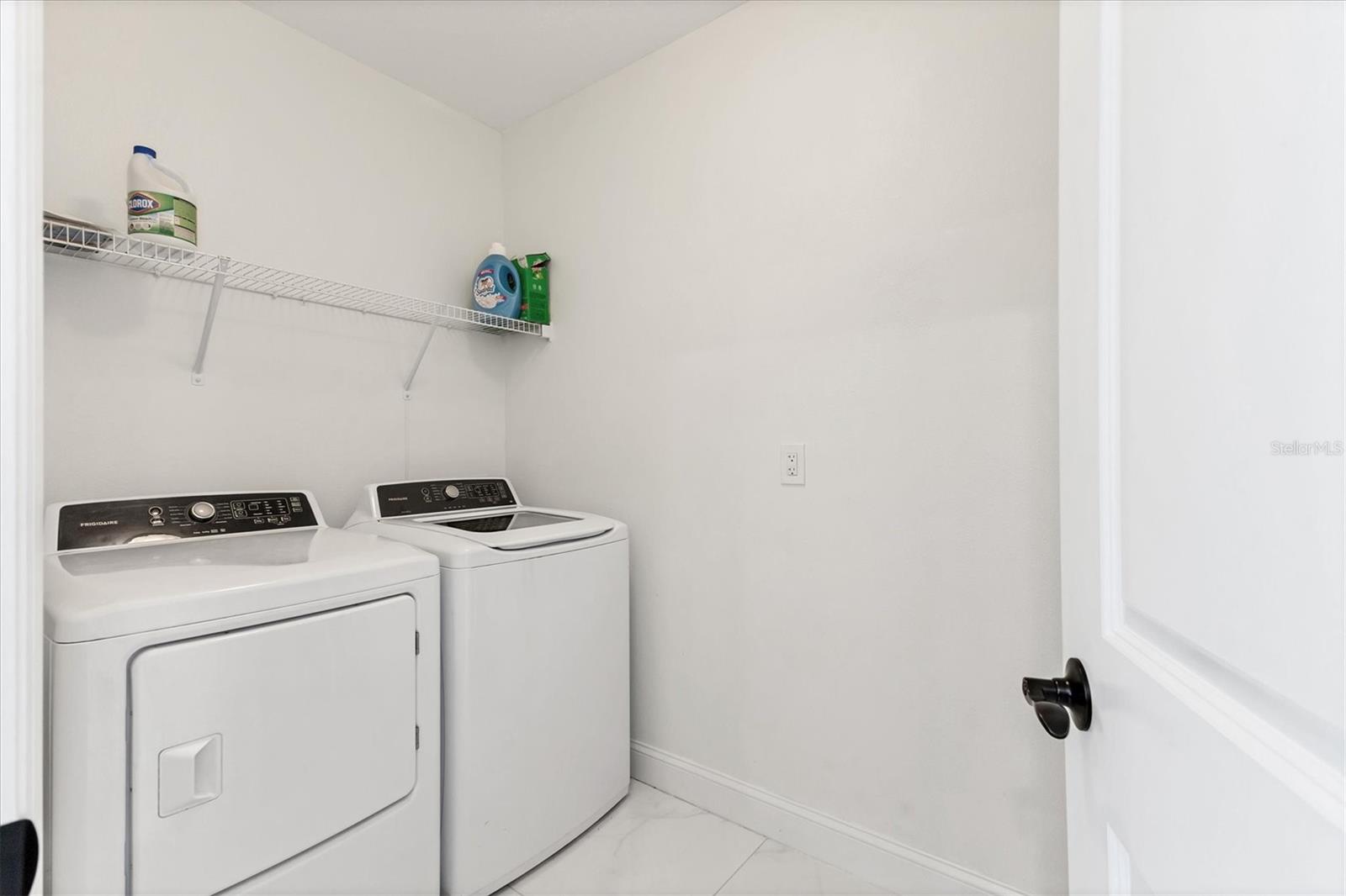 Image 23 of 48 For 177 Tierra Verde Way