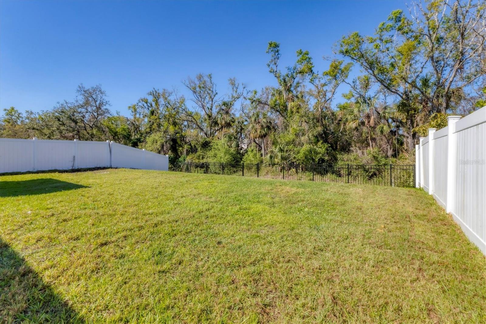 Image 25 of 48 For 177 Tierra Verde Way