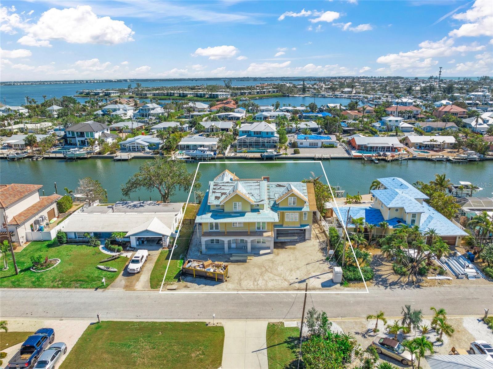 Details for 525 68th St Street, HOLMES BEACH, FL 34217