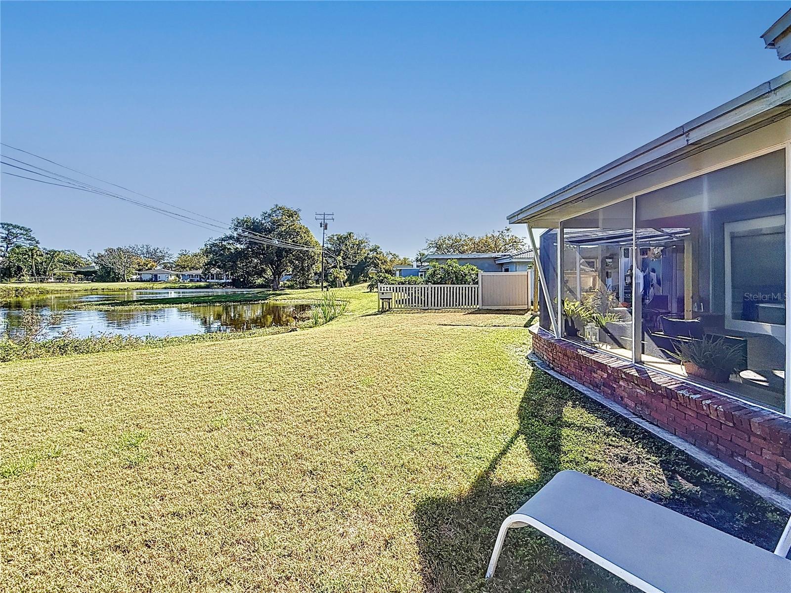 Listing photo id 50 for 1808 Magnolia Drive