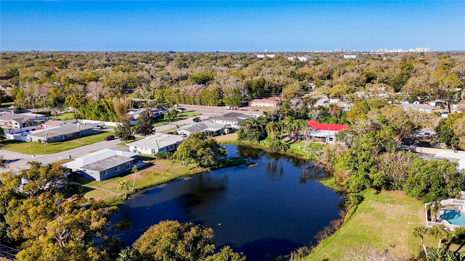 Listing photo id 54 for 1808 Magnolia Drive