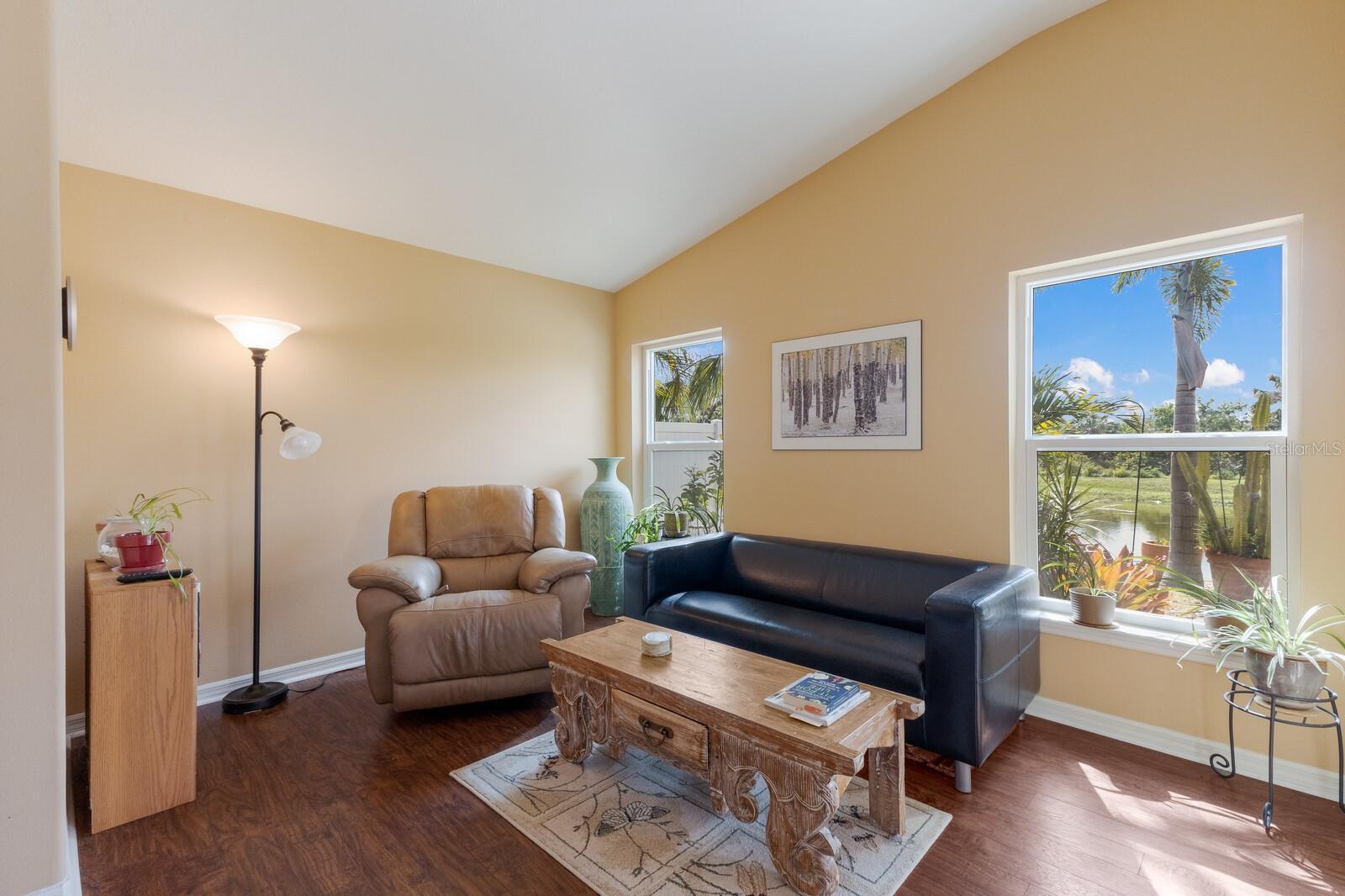 Image 14 of 23 For 5227 Lansdowne Way