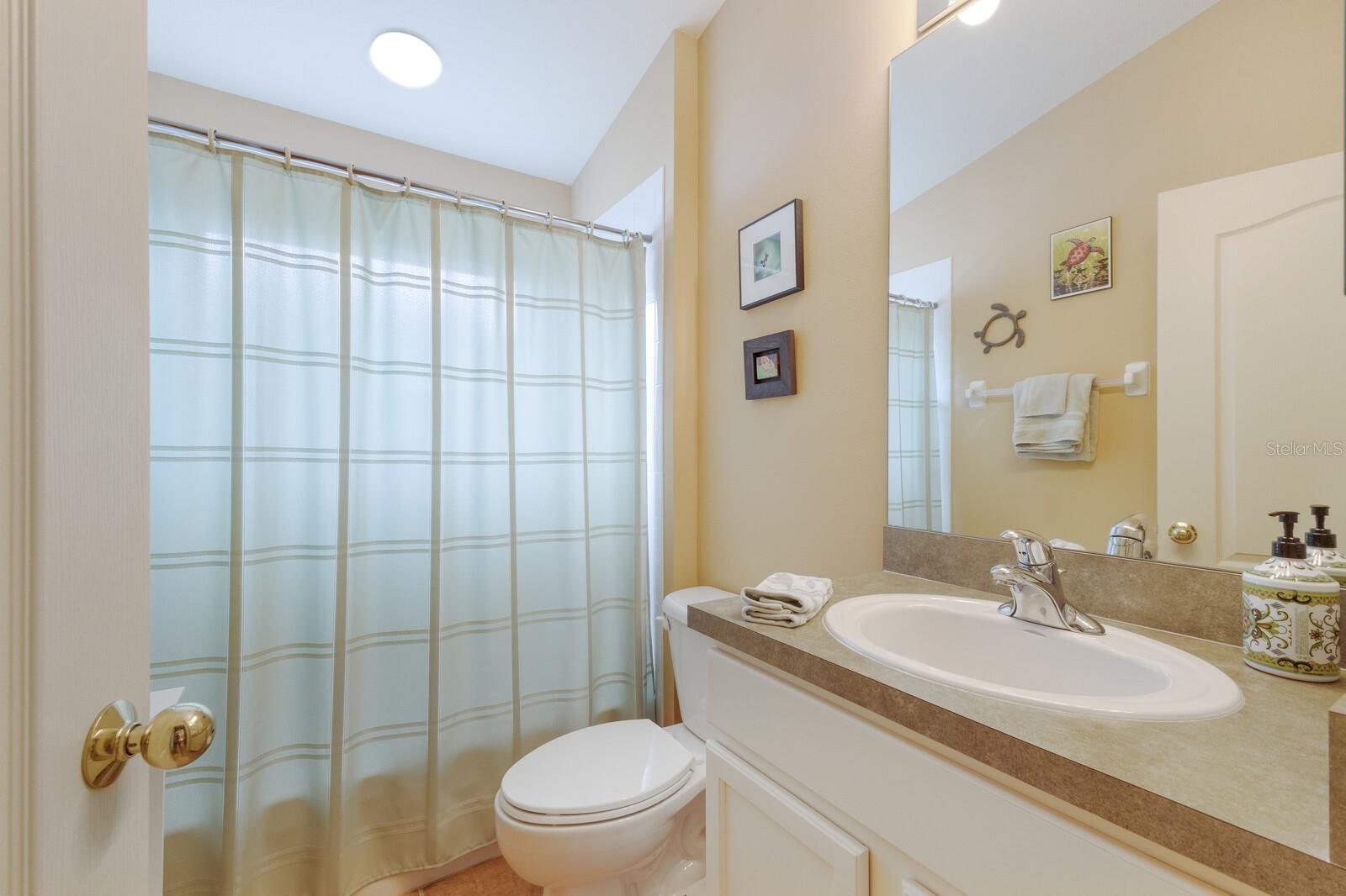Image 19 of 23 For 5227 Lansdowne Way