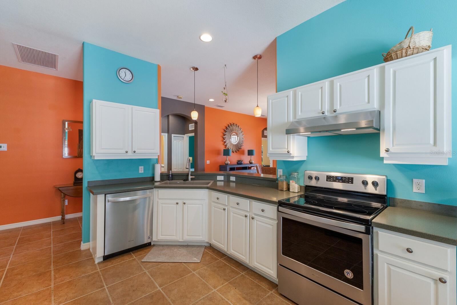 Image 6 of 23 For 5227 Lansdowne Way