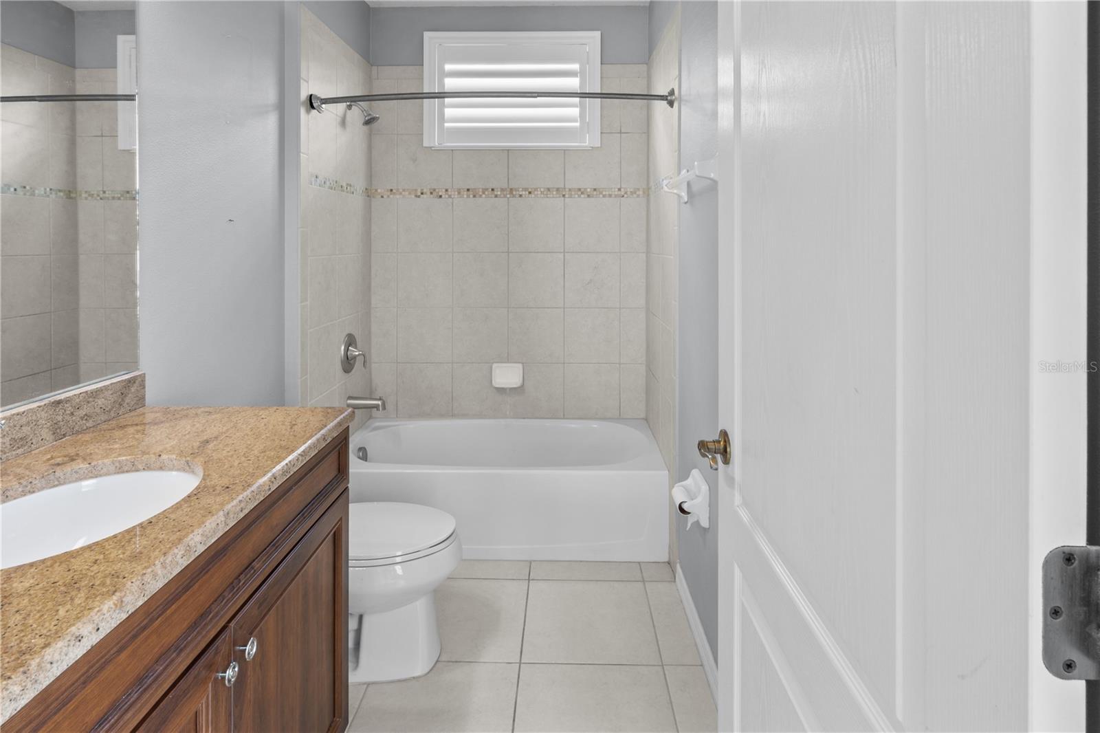 Image 23 of 50 For 4506 62nd Terrace E