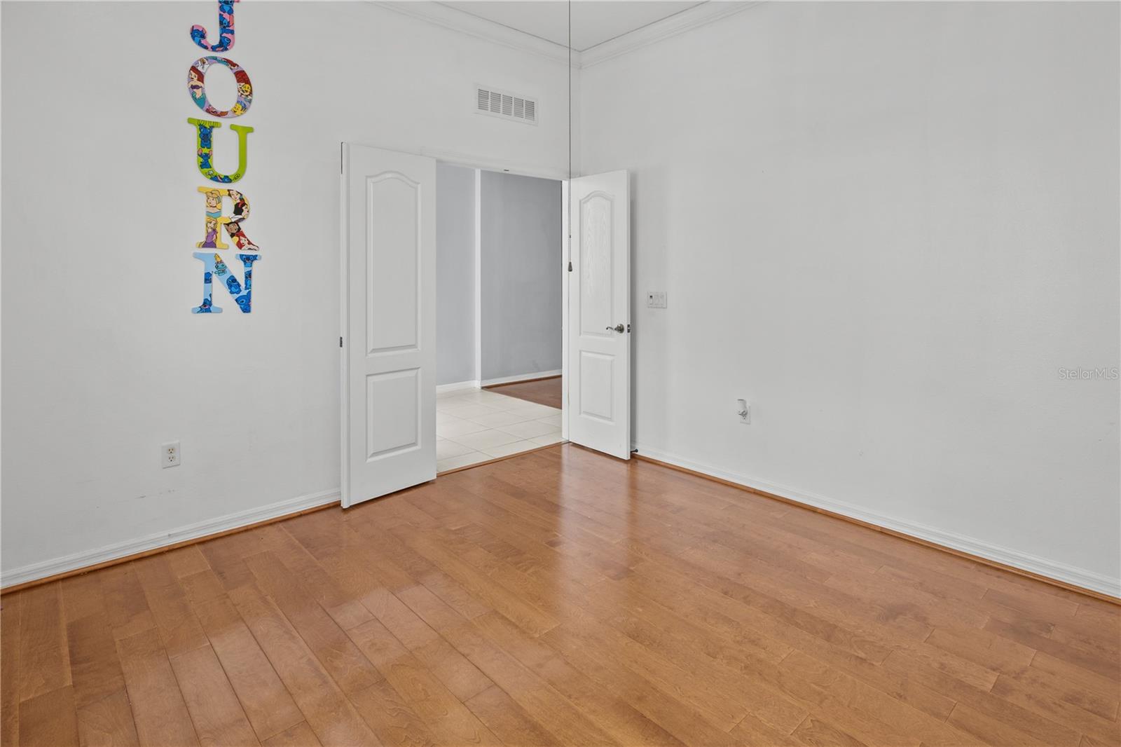 Image 32 of 50 For 4506 62nd Terrace E