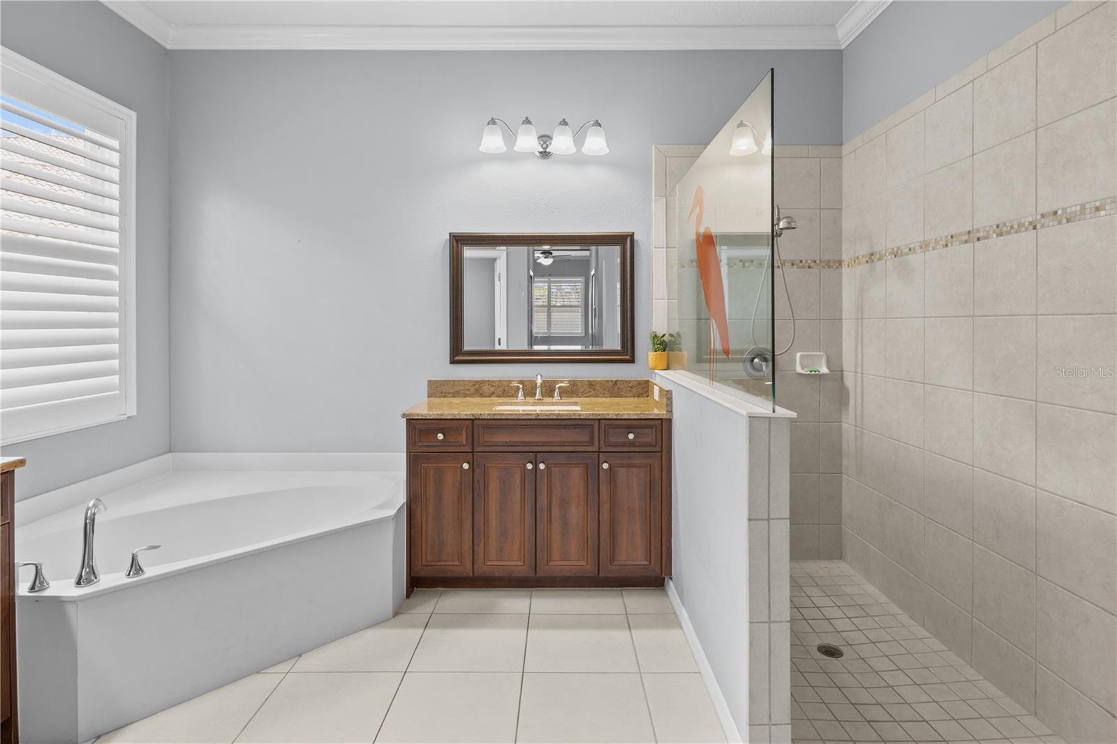 Image 33 of 50 For 4506 62nd Terrace E