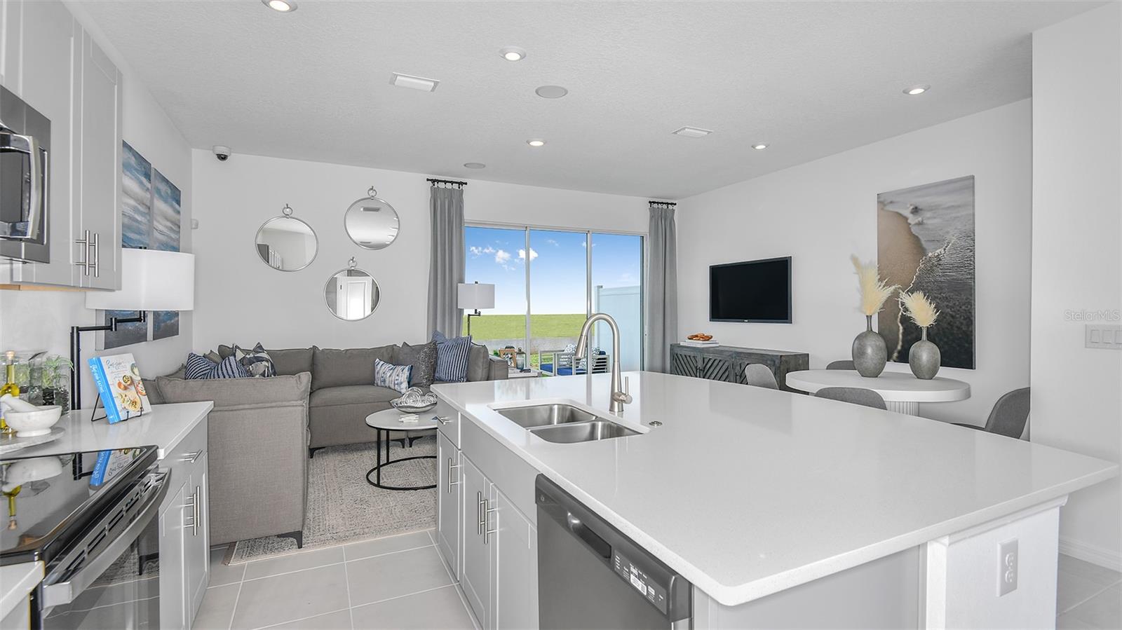 Image 9 of 17 For 15080 Cuzcorro Court