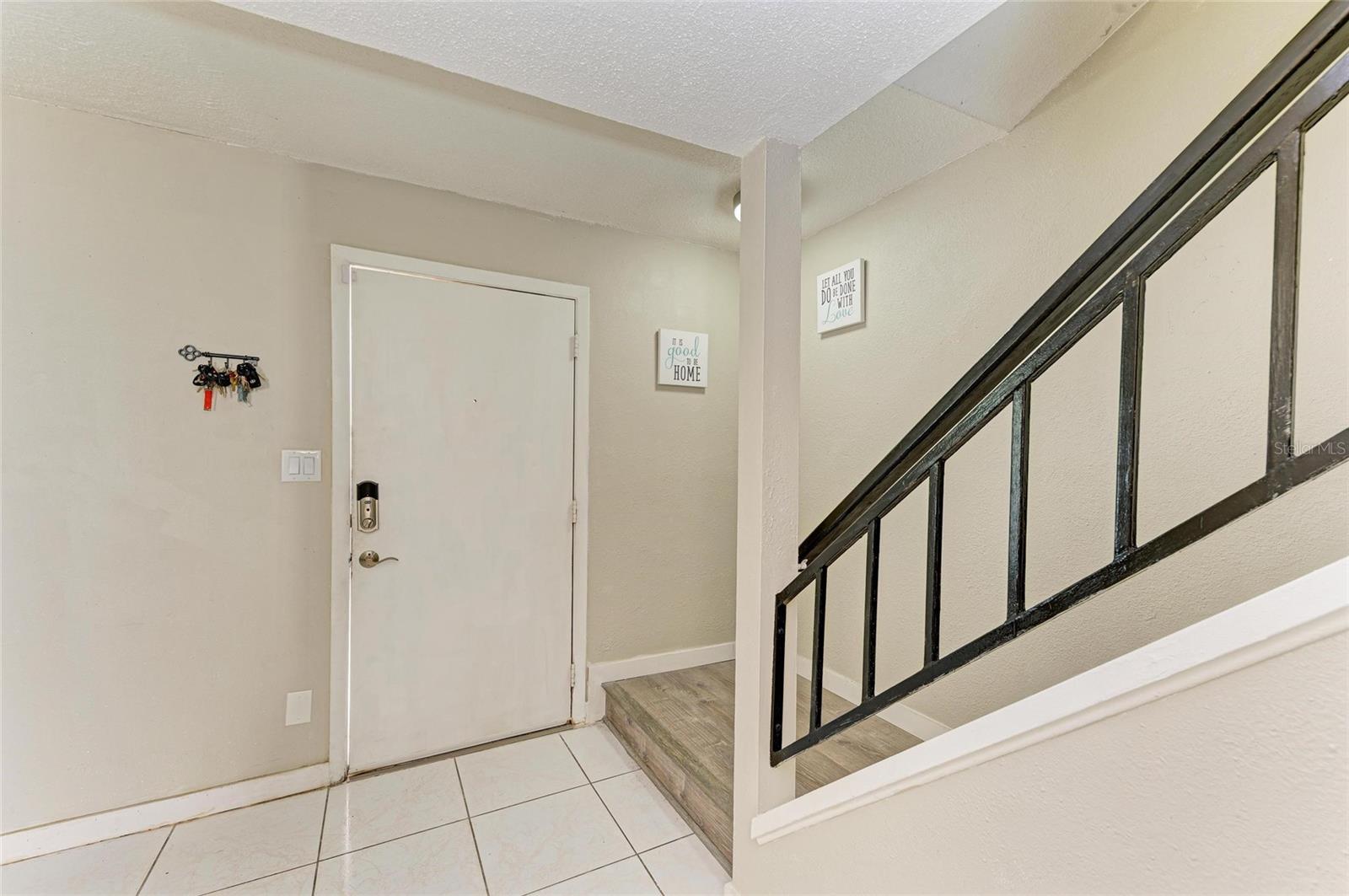 Image 3 of 39 For 3717 Delta Street 95