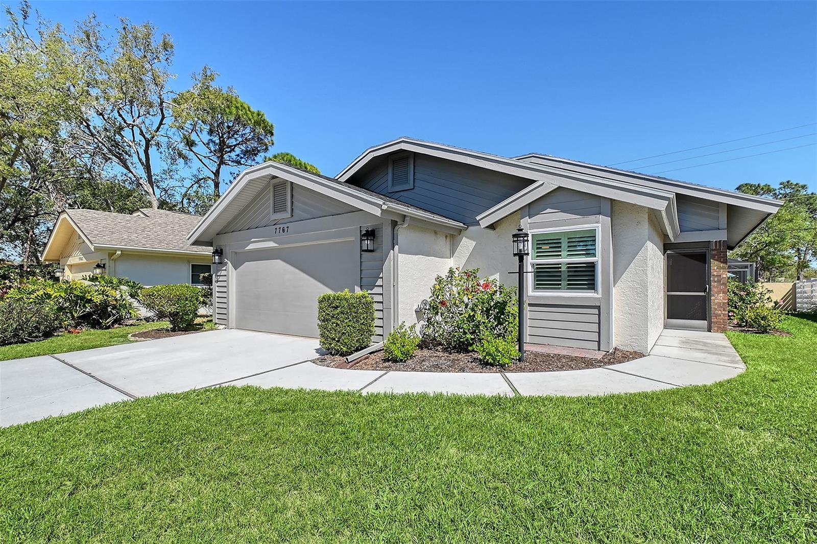 Details for 7767 Pine Trace Drive, SARASOTA, FL 34243