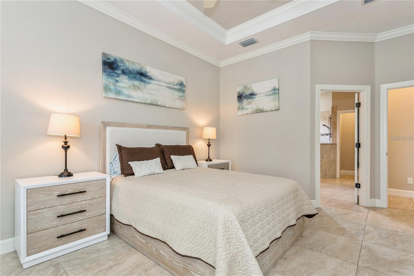 Image 14 of 97 For 5592 Semolino Street