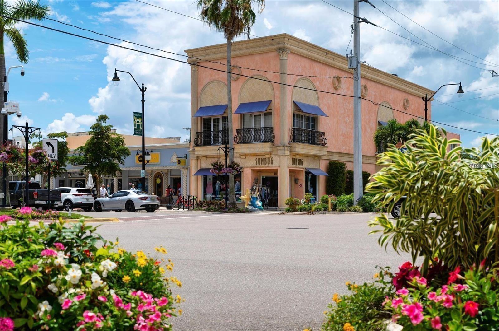Image 71 of 97 For 5592 Semolino Street