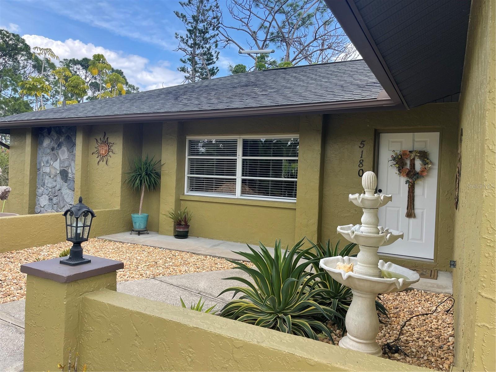 Image 2 of 14 For 5180 Guava Terrace