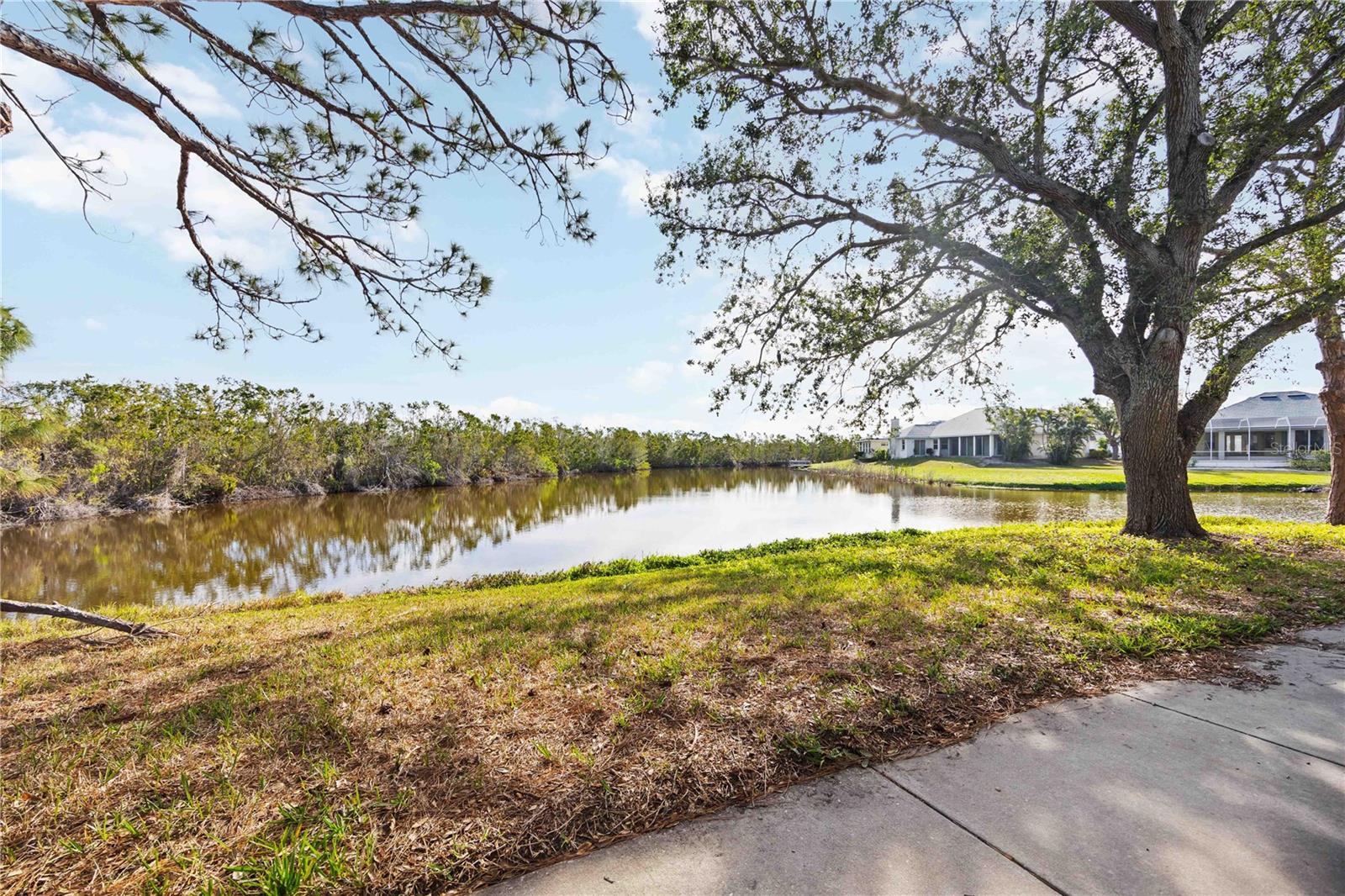 Image 10 of 68 For 321 108th Street W 120