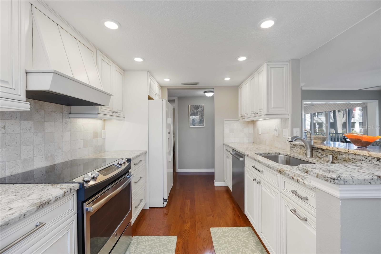 Image 17 of 68 For 321 108th Street W 120