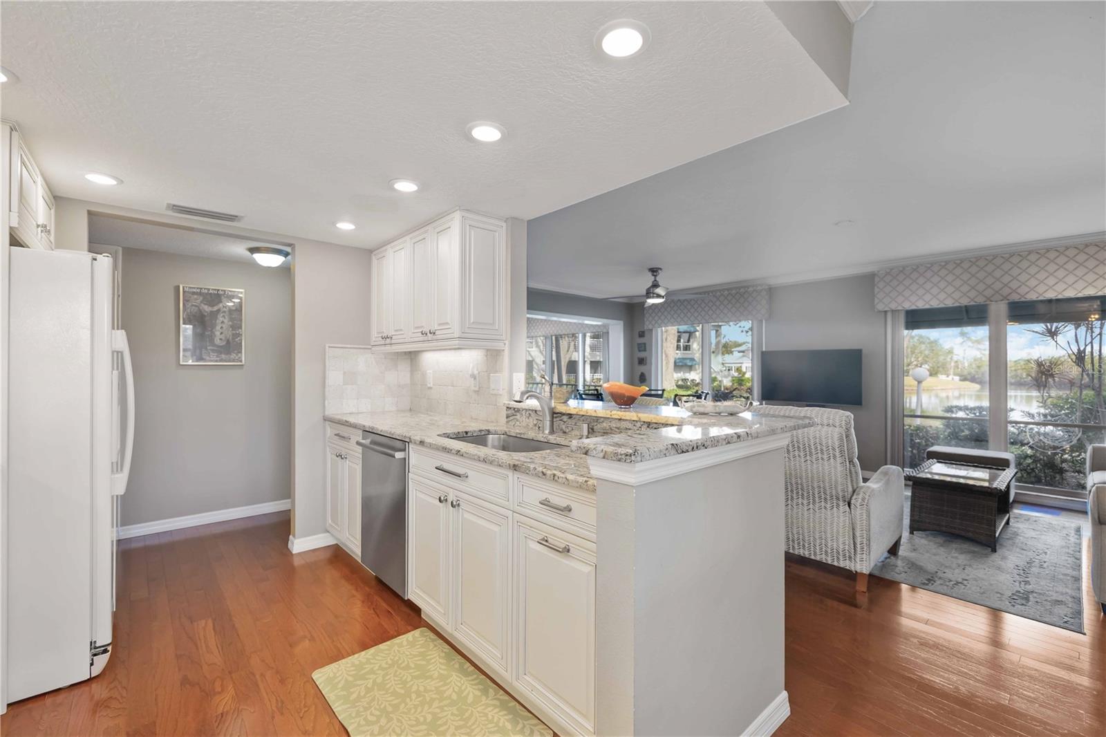 Image 6 of 68 For 321 108th Street W 120