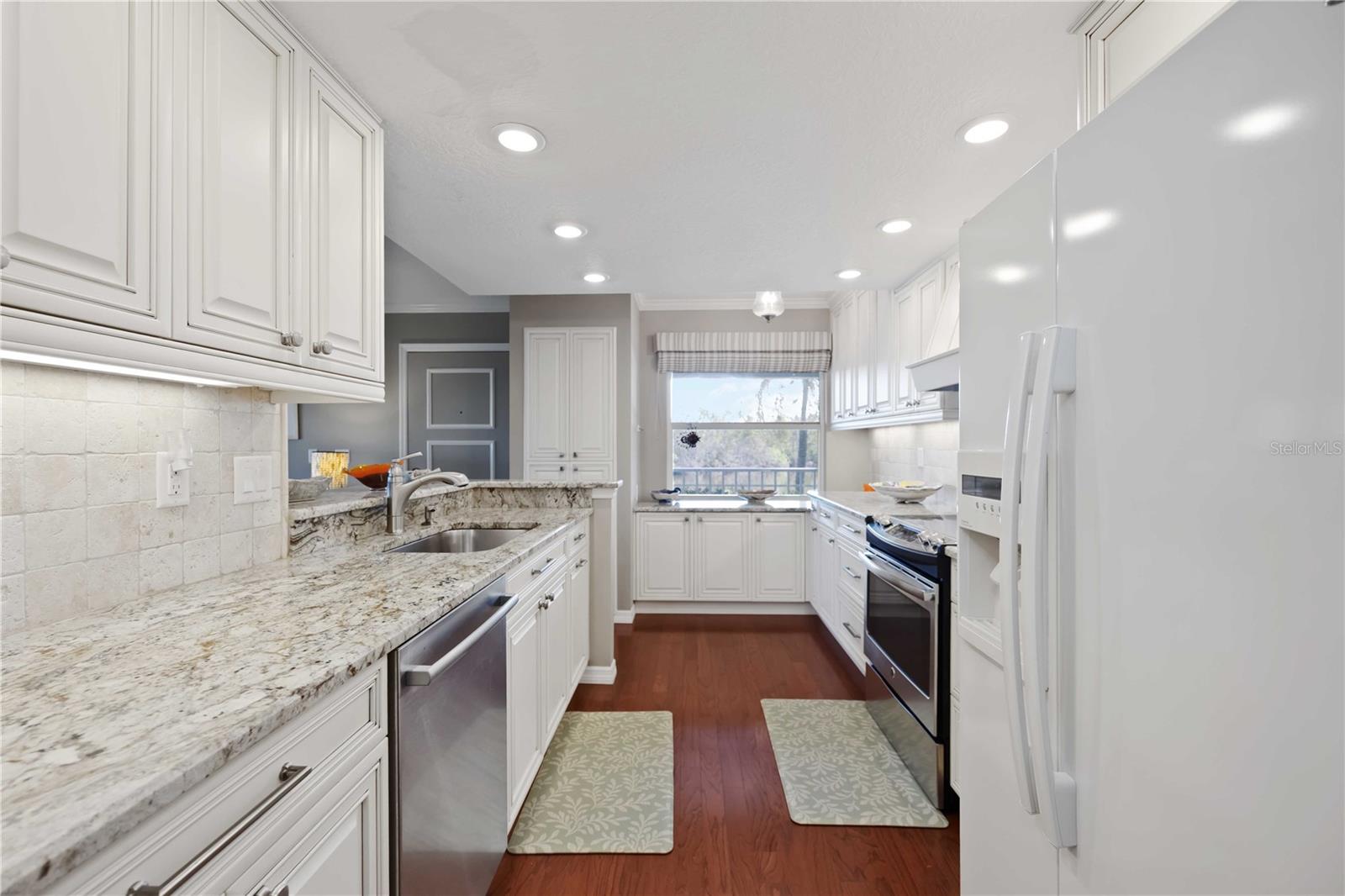 Image 7 of 68 For 321 108th Street W 120