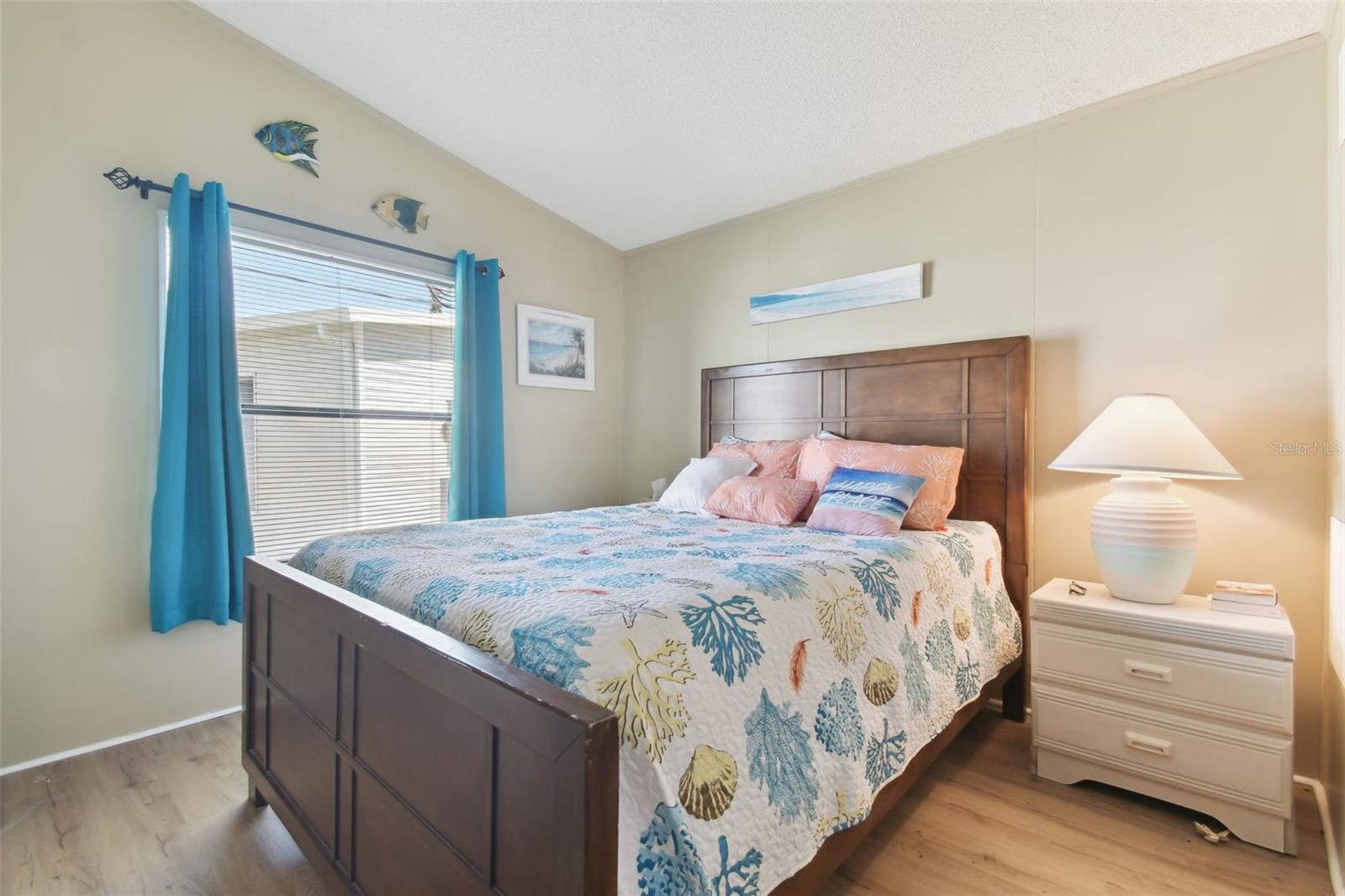 Image 15 of 53 For 113 Southwinds Drive