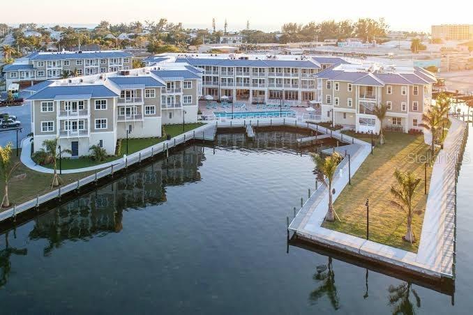 Image 23 of 26 For 5325 Marina Drive 432