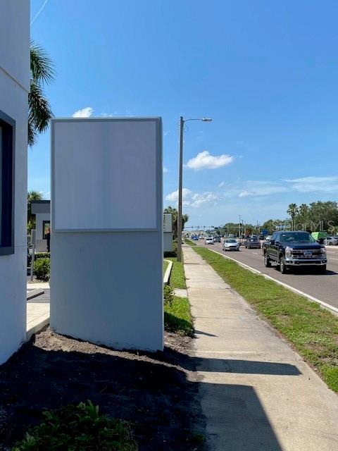 Image 5 of 5 For 116 10th Avenue E