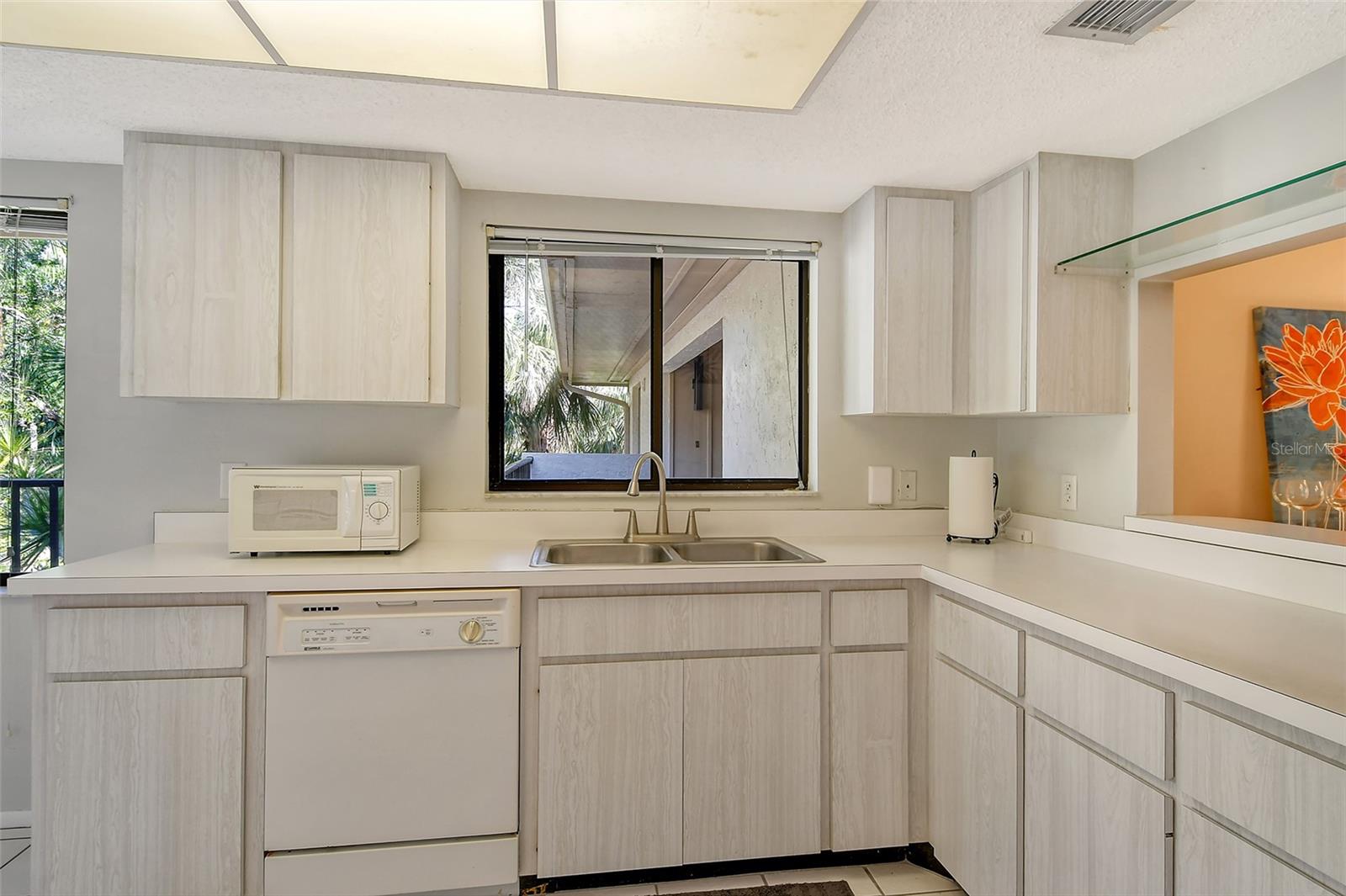Image 32 of 70 For 6450 Wild Oak Bay Boulevard 240