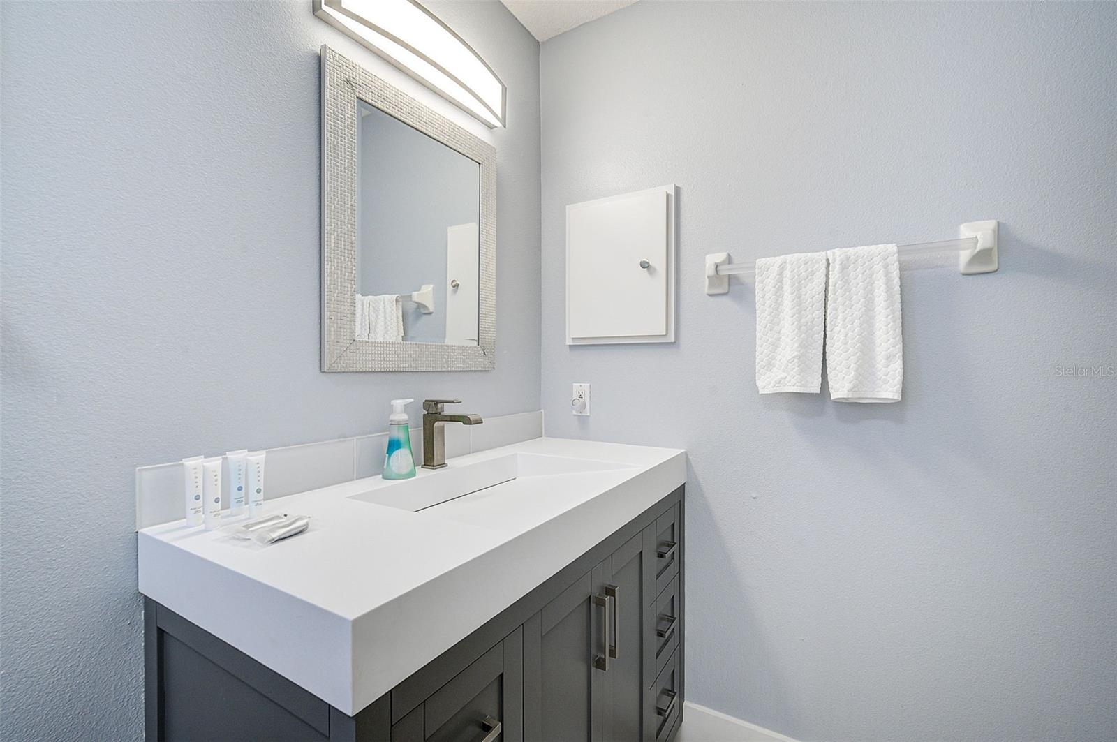 Image 14 of 57 For 7251 Sunnybrook Boulevard