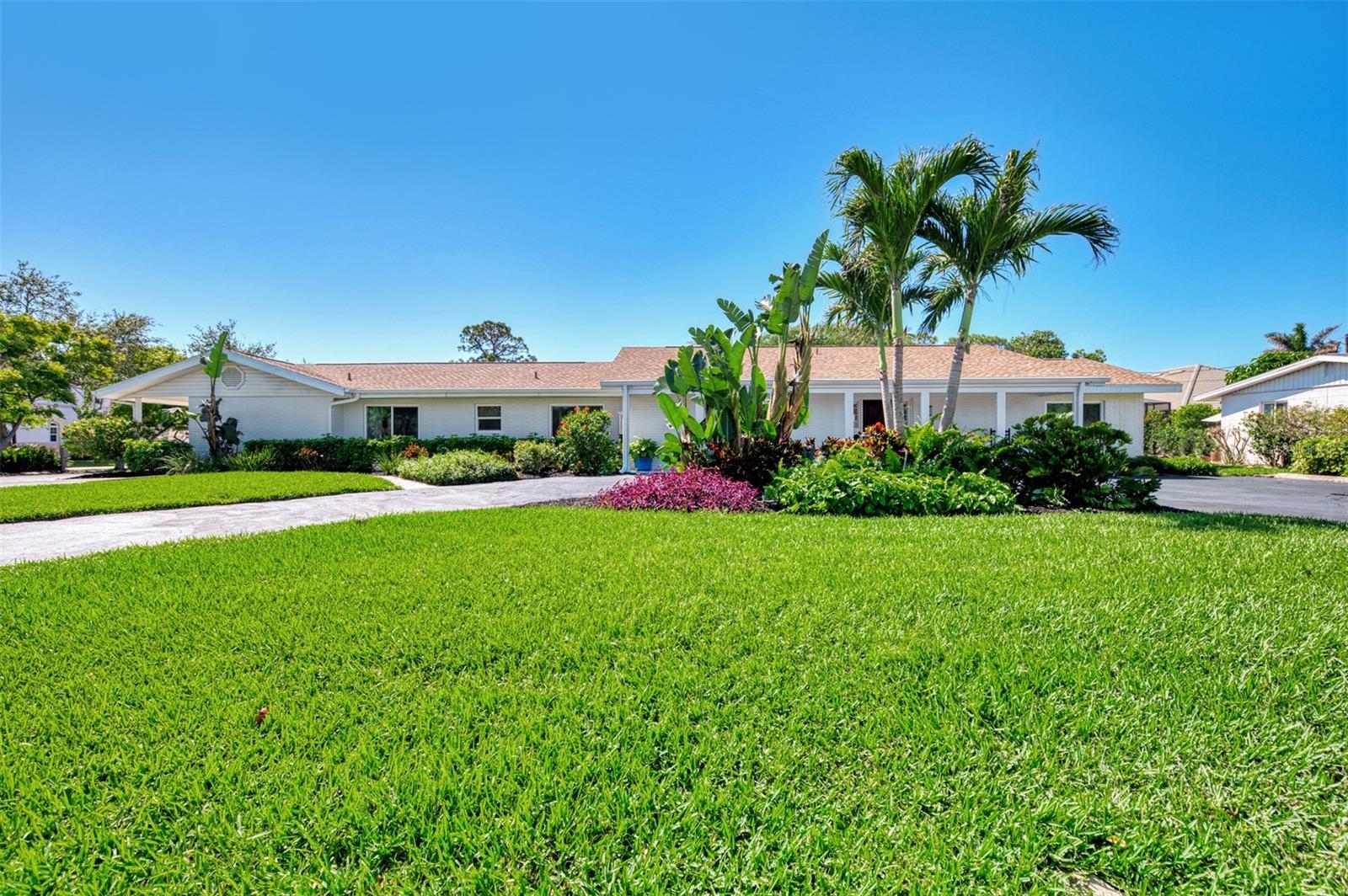 Details for 400 Nokomis Avenue S, VENICE, FL 34285