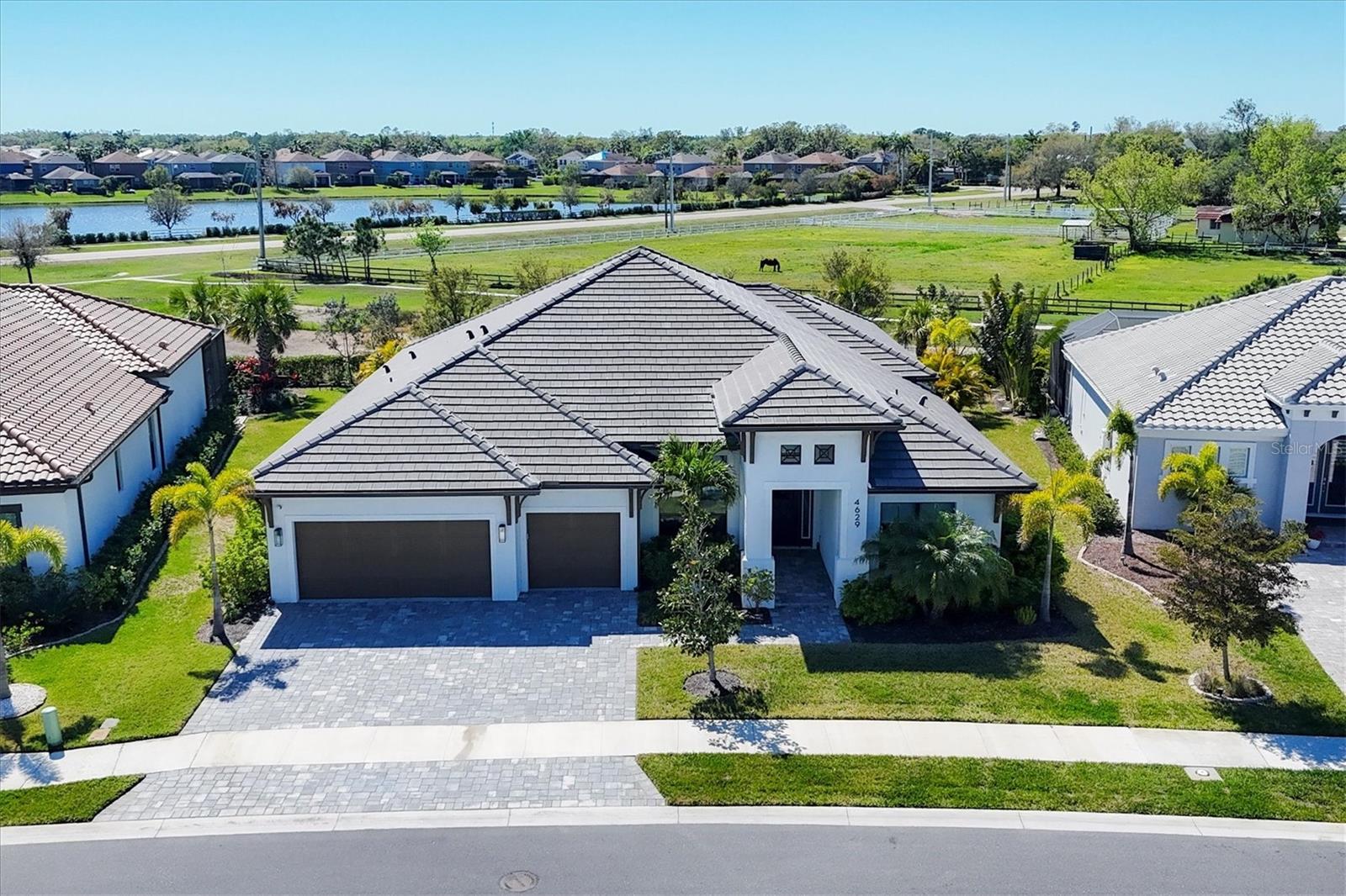 Details for 4629 Antrim Drive, SARASOTA, FL 34240