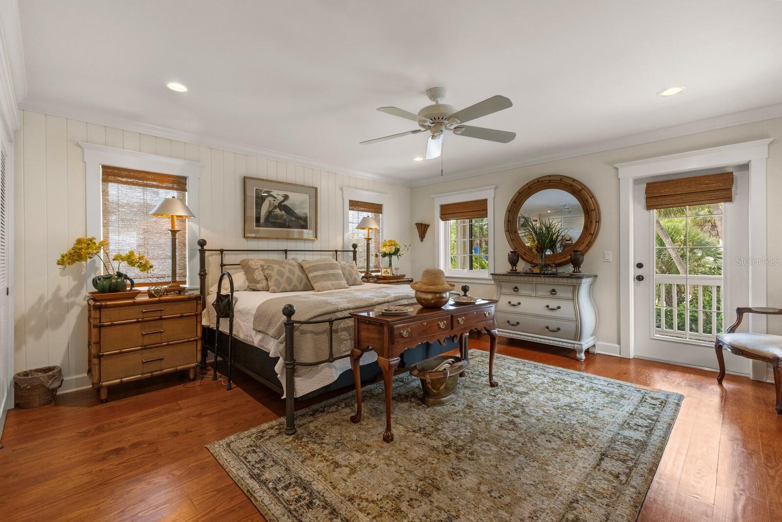 Image 31 of 66 For 807 Bay Boulevard