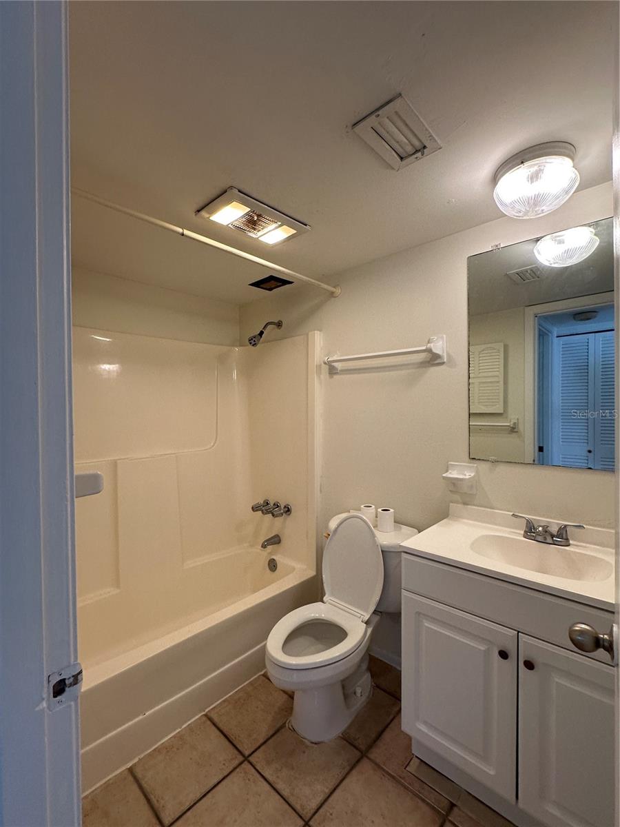 Image 15 of 20 For 1630 Redwood Street B-1