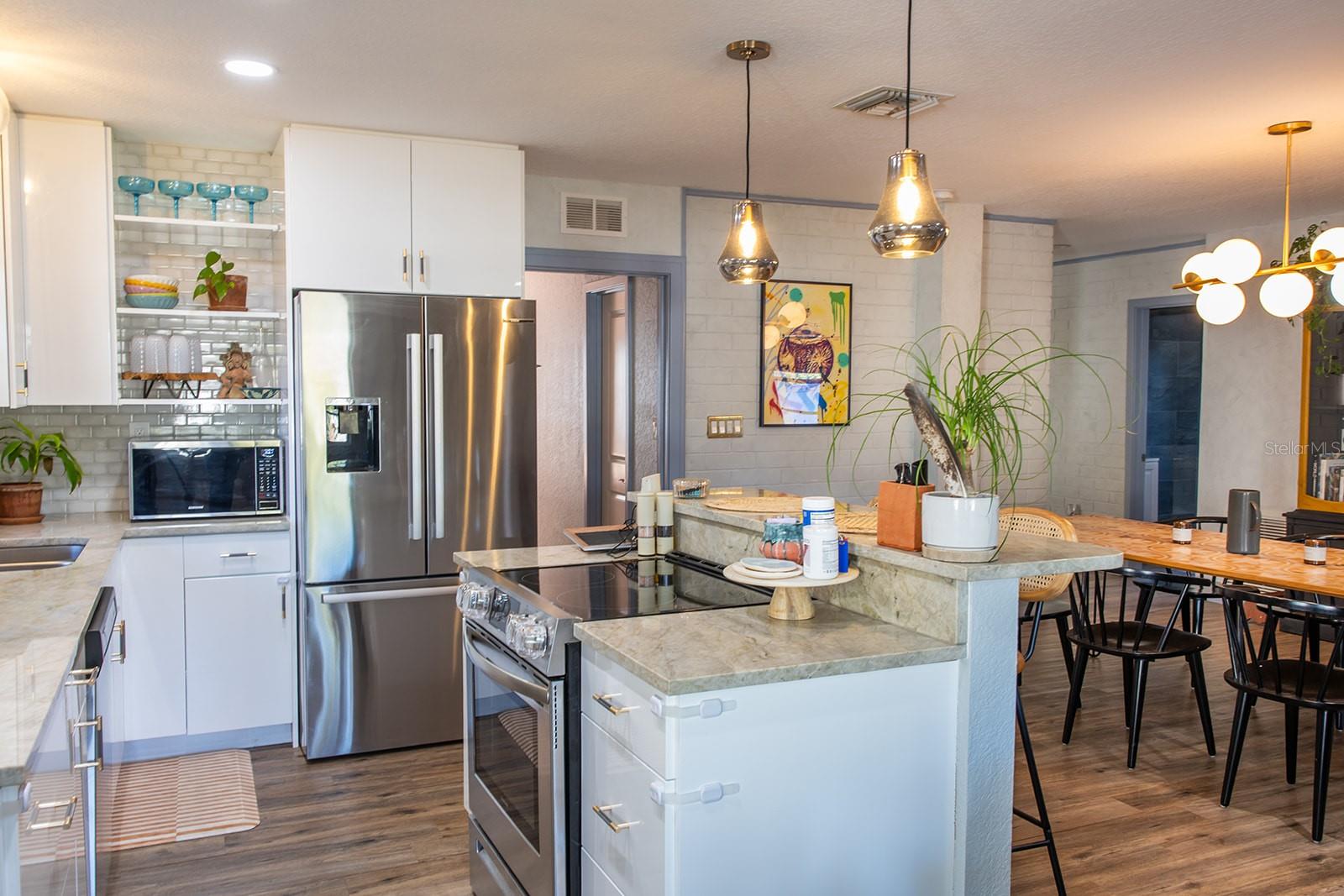 Image 10 of 27 For 1305 20th Street W