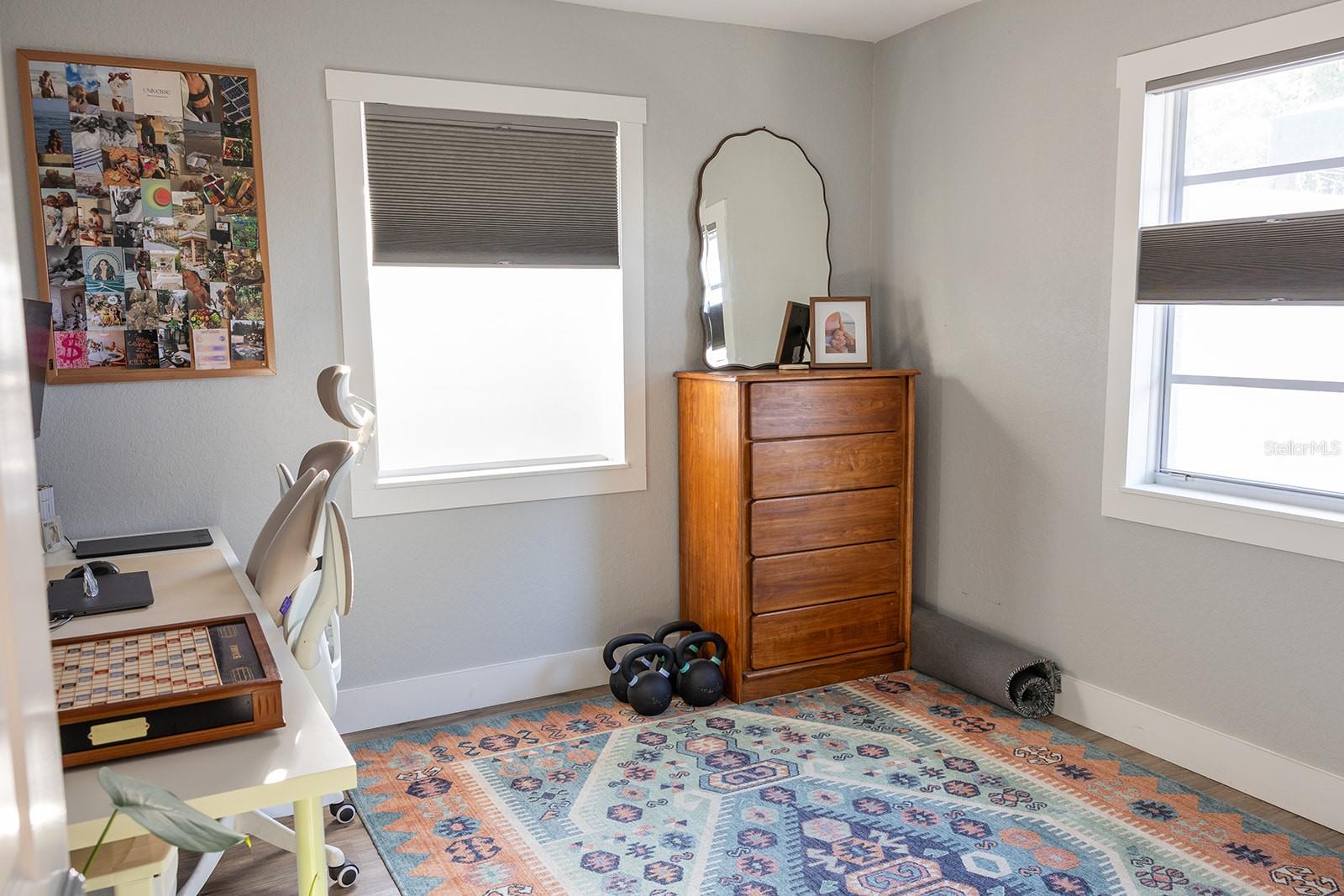 Image 14 of 27 For 1305 20th Street W