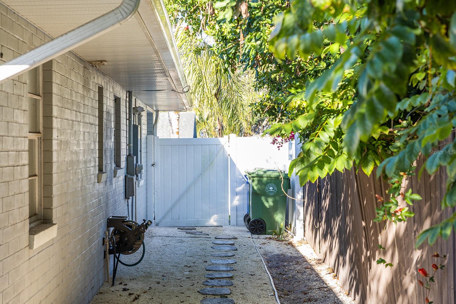 Image 27 of 27 For 1305 20th Street W