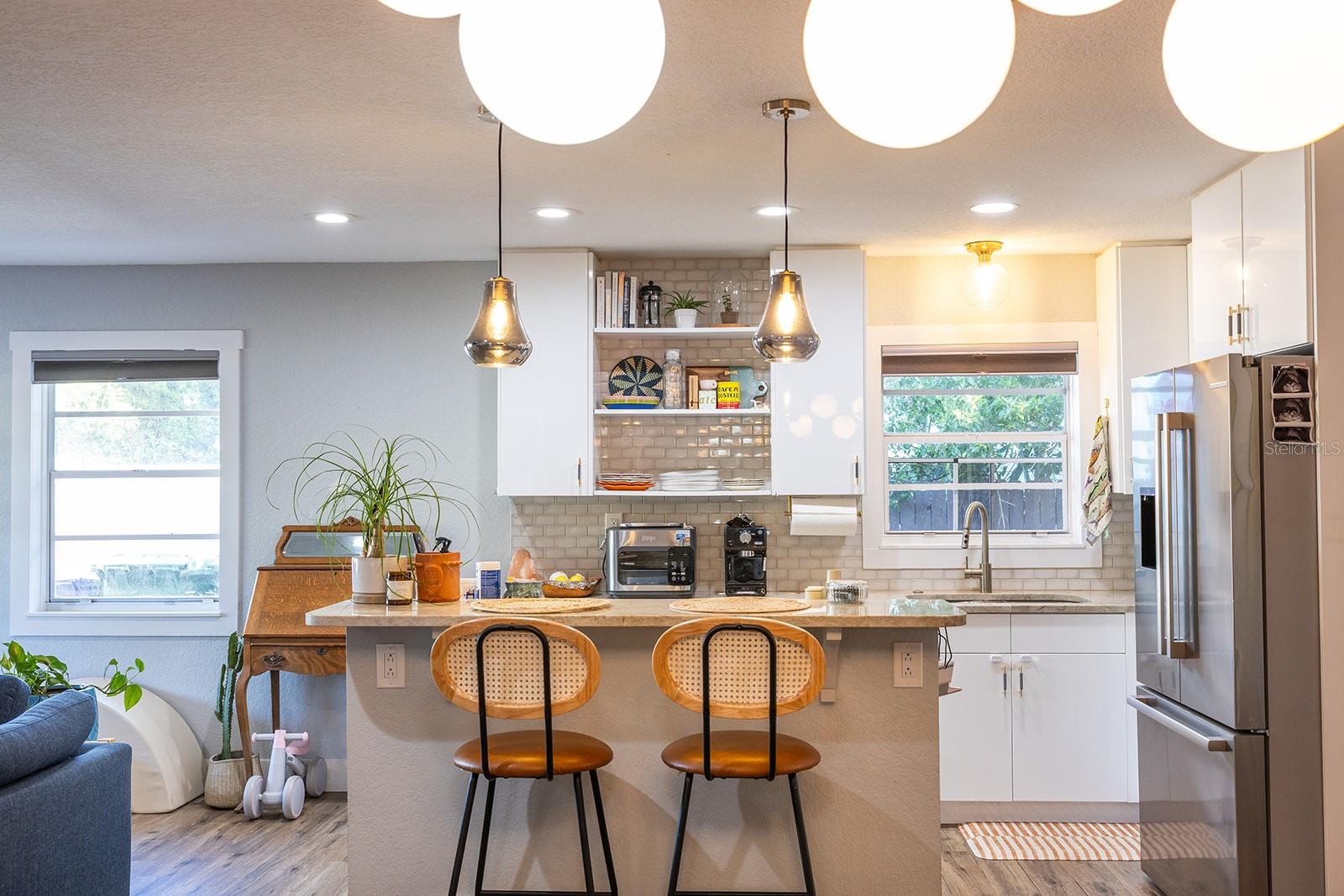 Image 7 of 27 For 1305 20th Street W