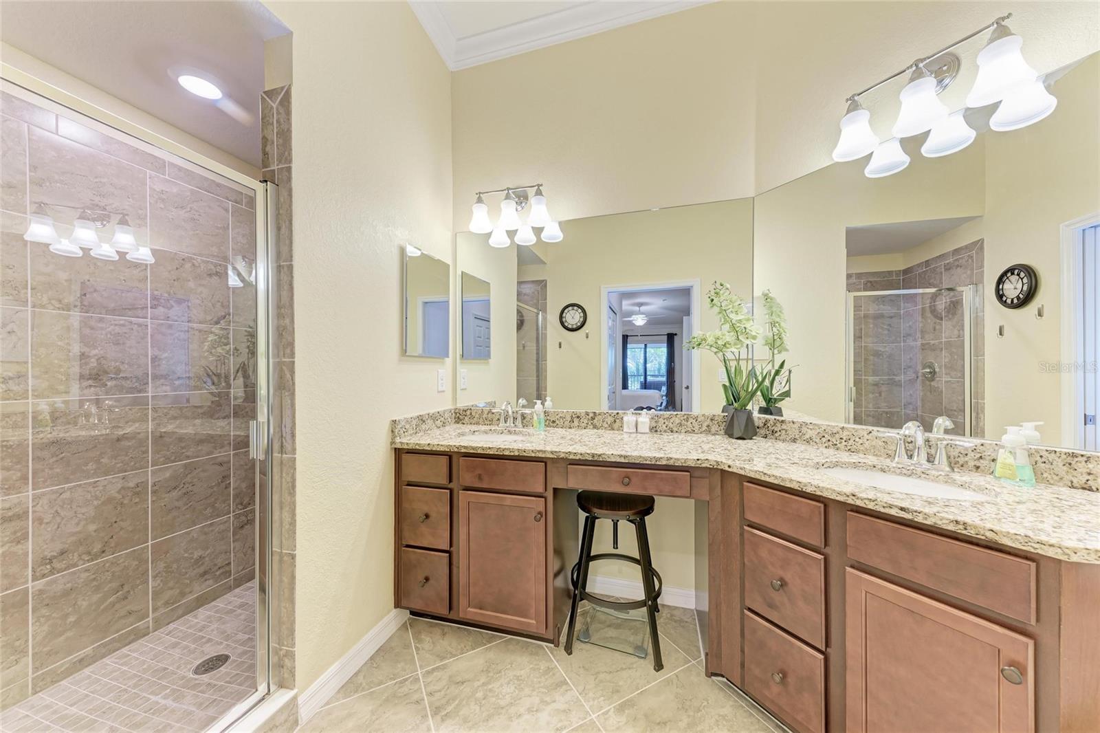 Image 29 of 57 For 5577 Palmer Circle 203