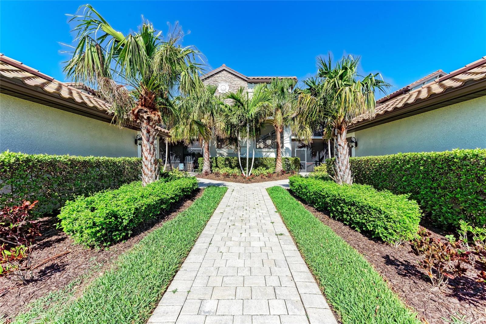 Image 4 of 57 For 5577 Palmer Circle 203