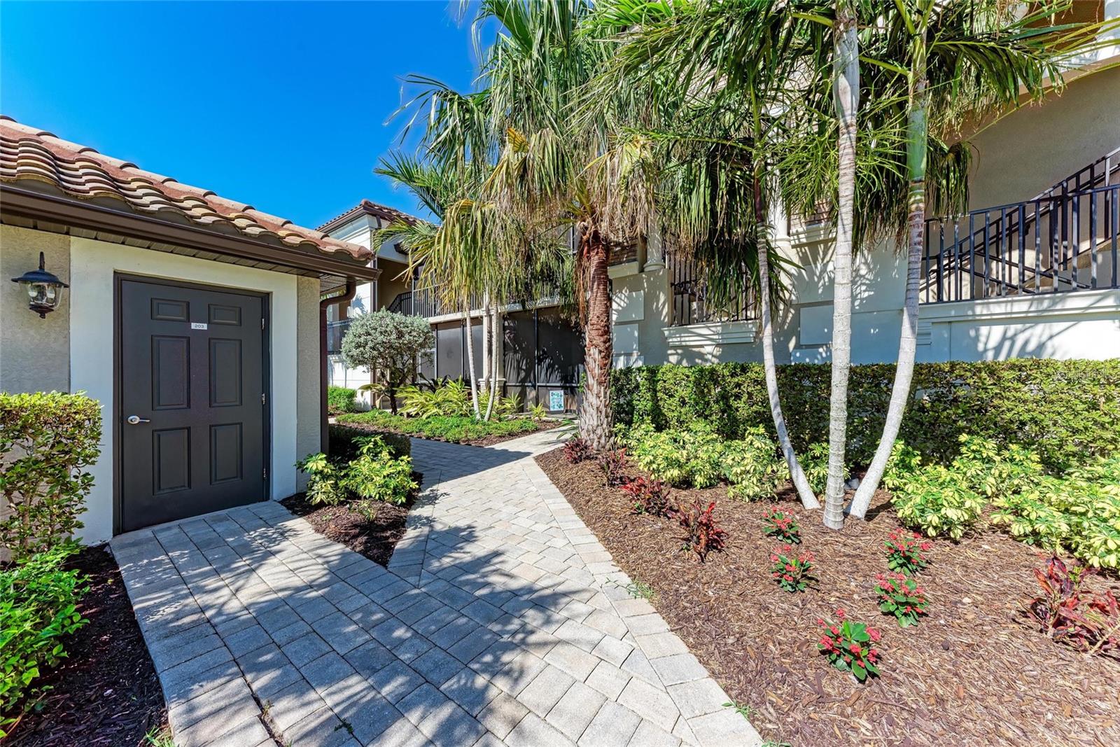 Image 5 of 57 For 5577 Palmer Circle 203
