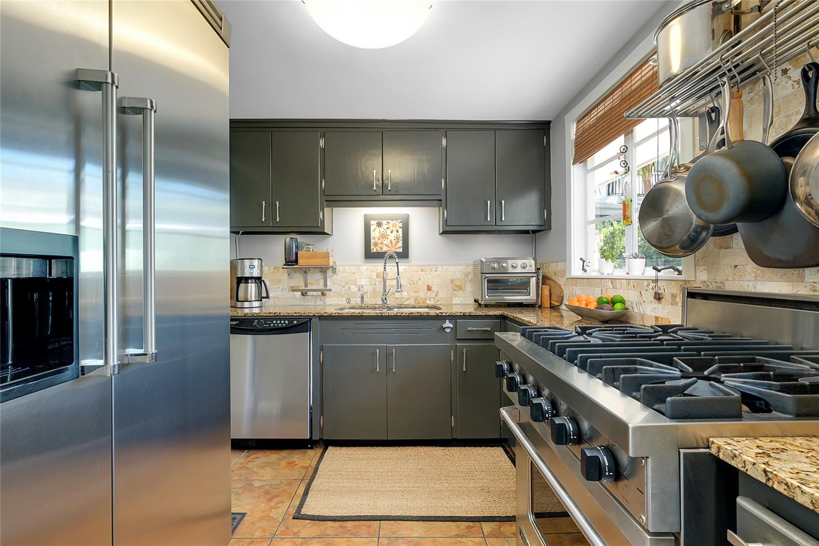 Image 12 of 44 For 1739 Oak Street