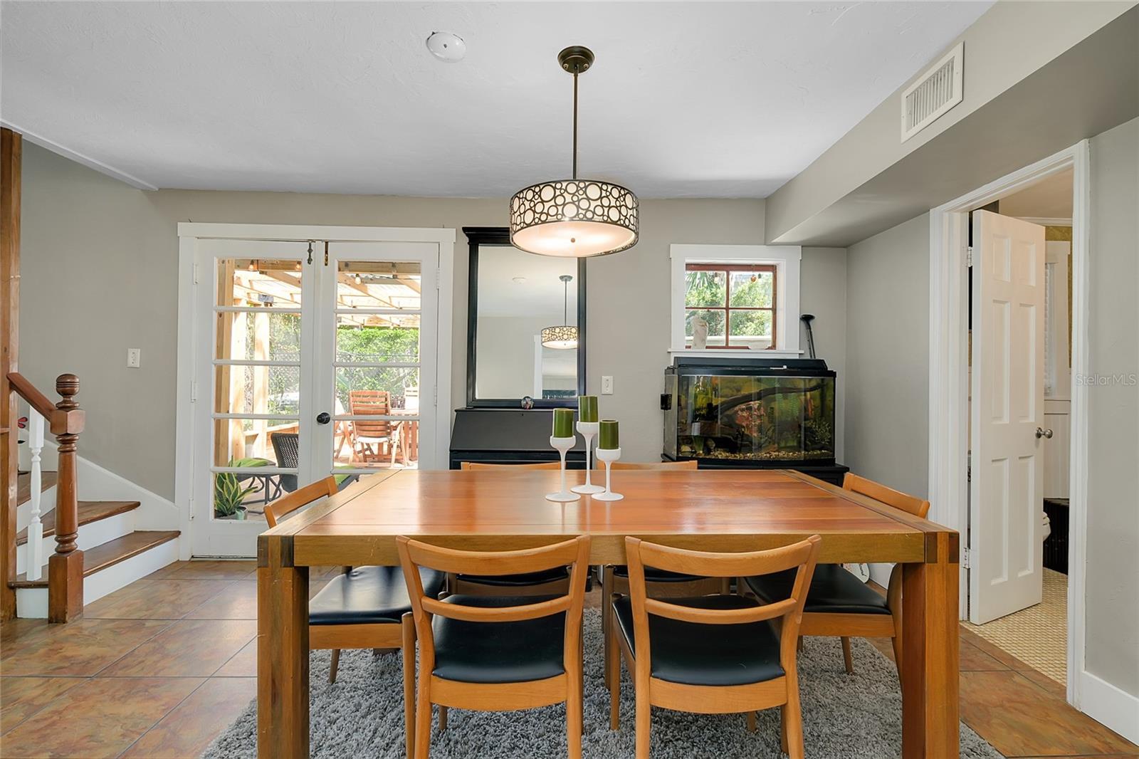 Image 18 of 44 For 1739 Oak Street