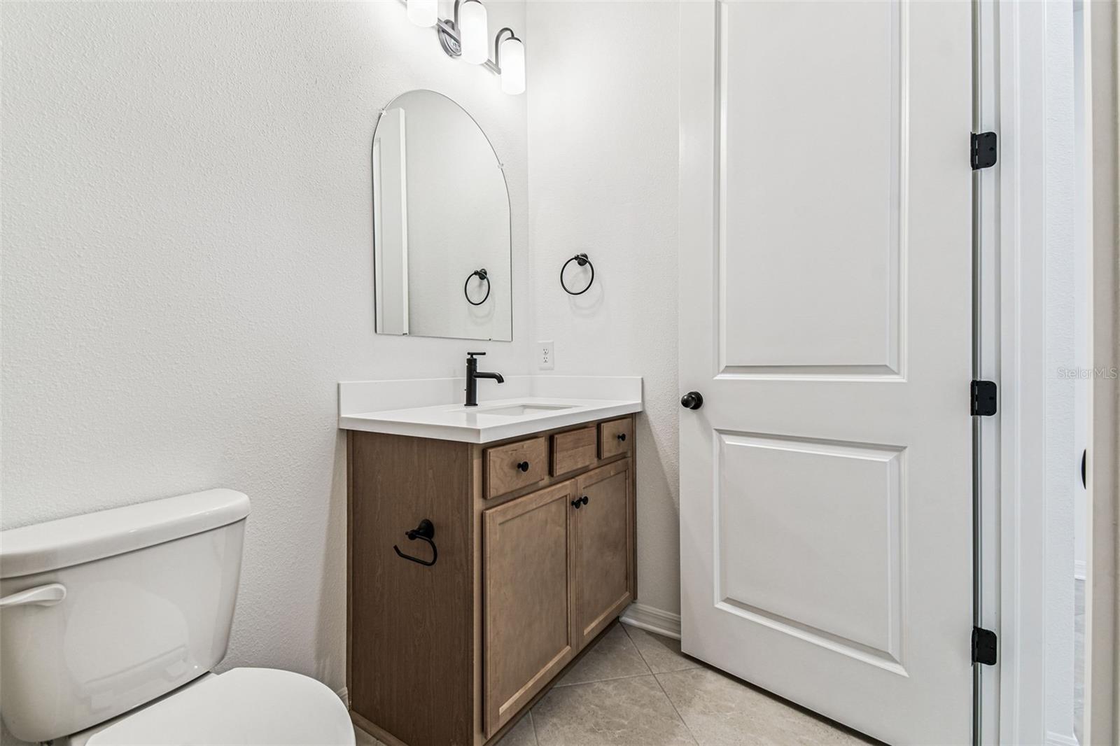 Image 44 of 86 For 278 Hillshire Place