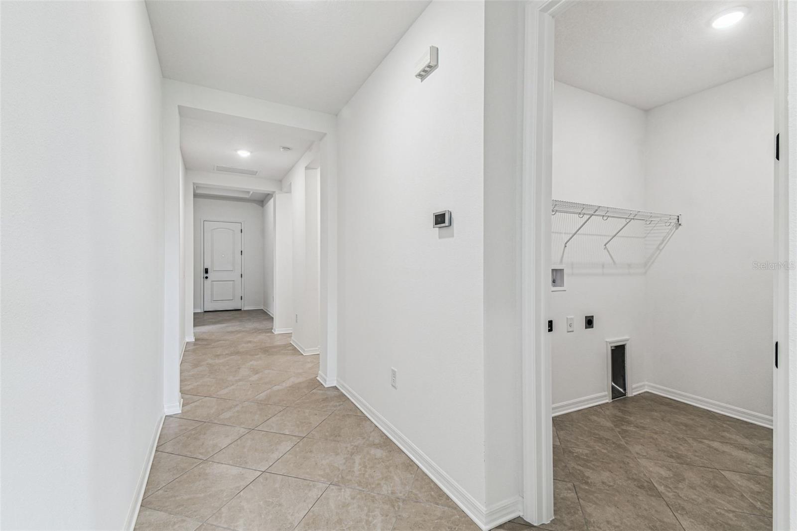 Image 46 of 86 For 278 Hillshire Place