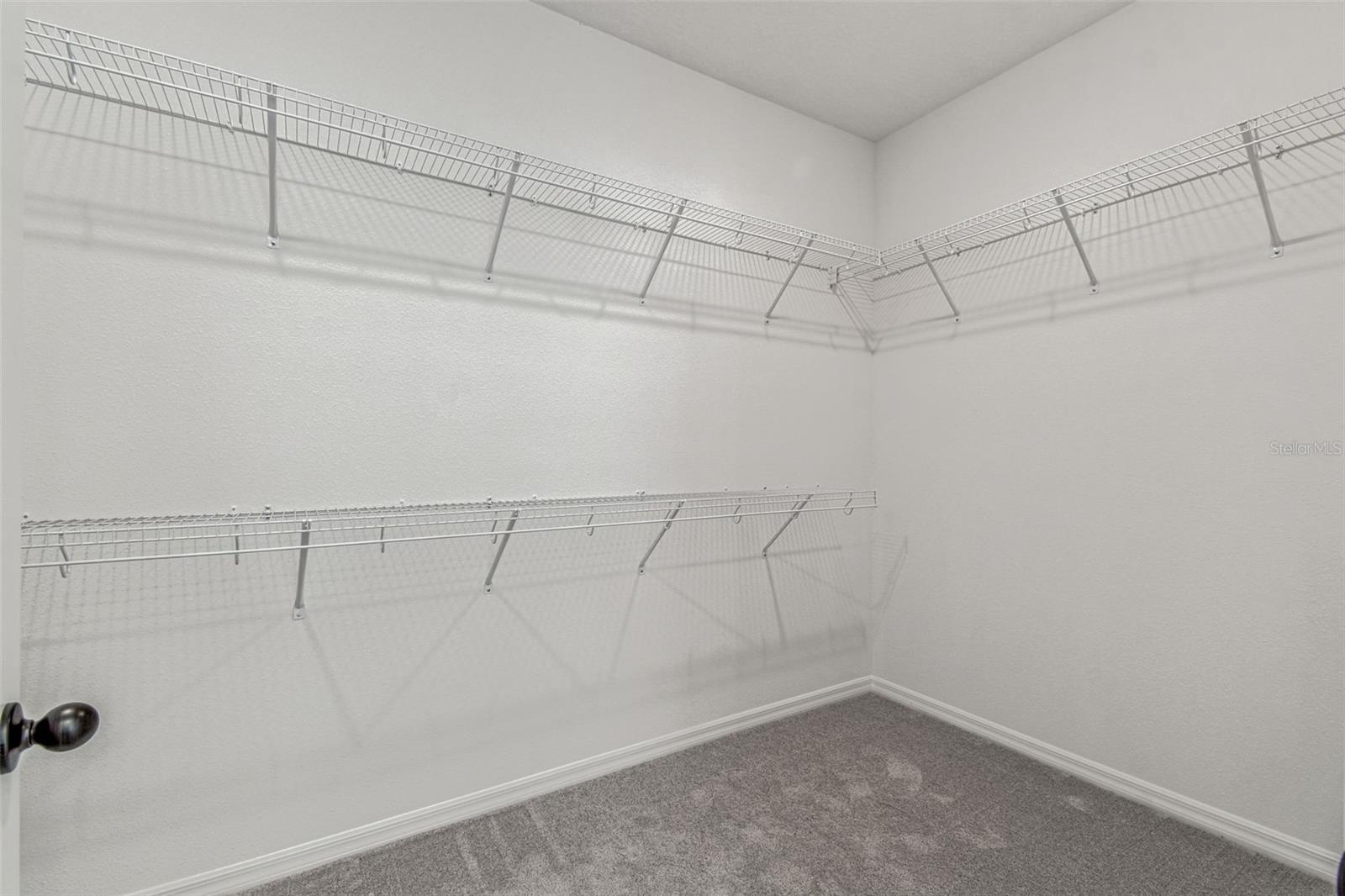 Image 50 of 86 For 278 Hillshire Place