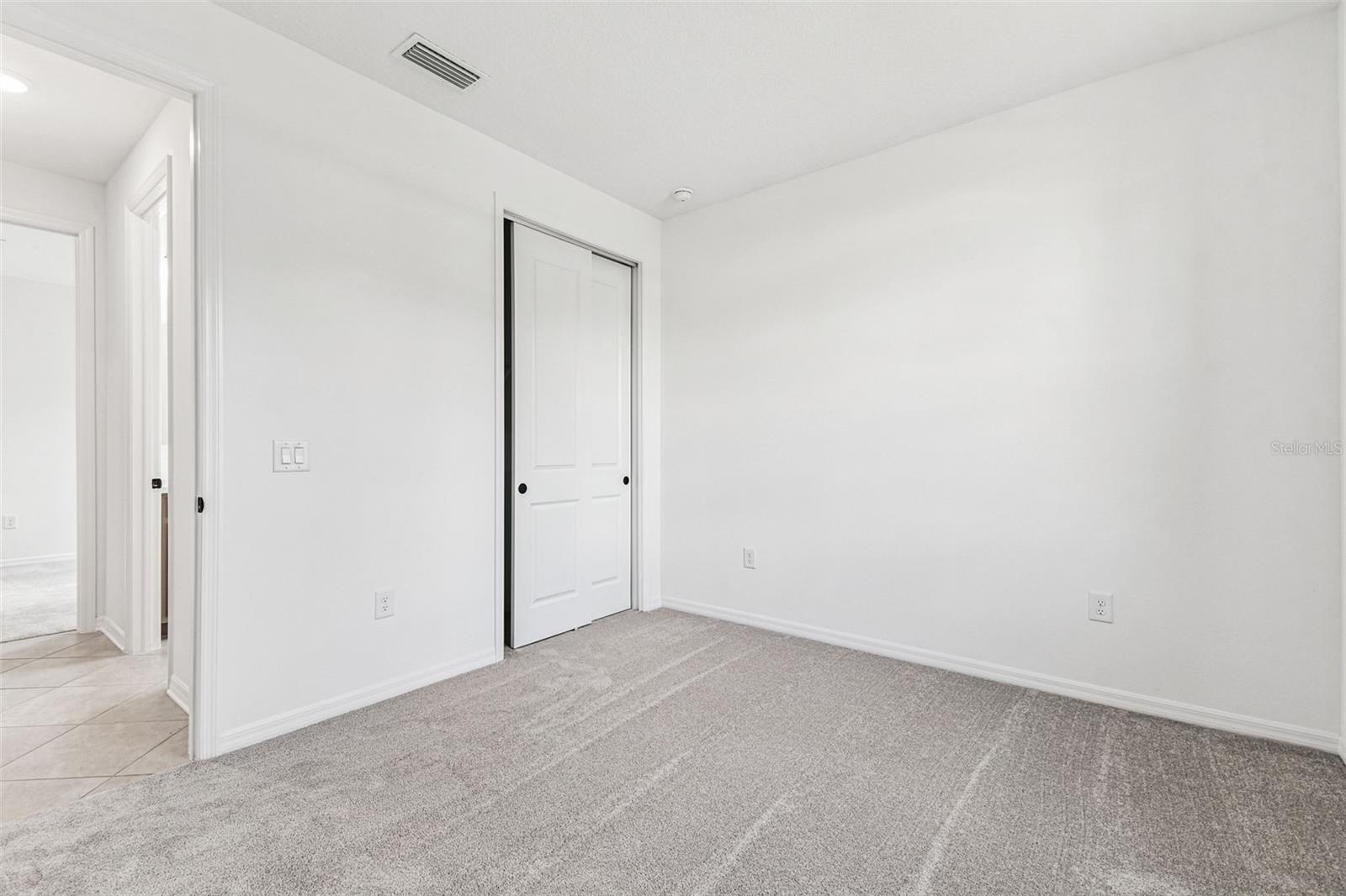 Image 53 of 86 For 278 Hillshire Place