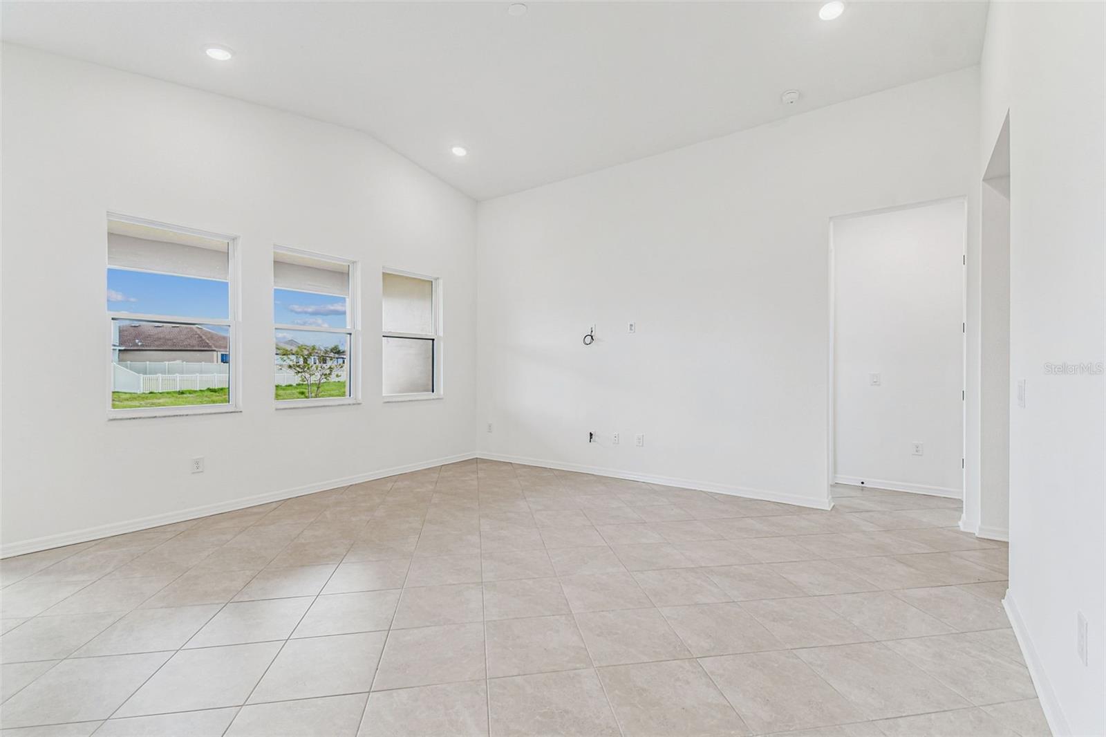 Image 56 of 86 For 278 Hillshire Place