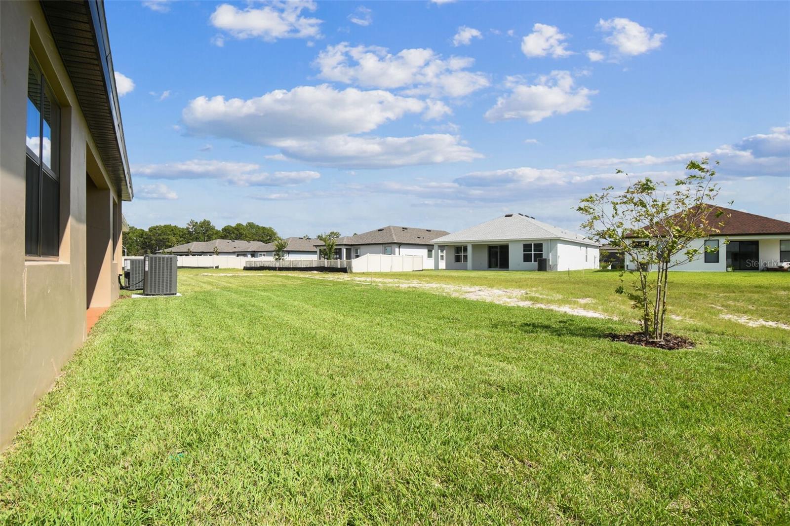 Image 62 of 86 For 278 Hillshire Place