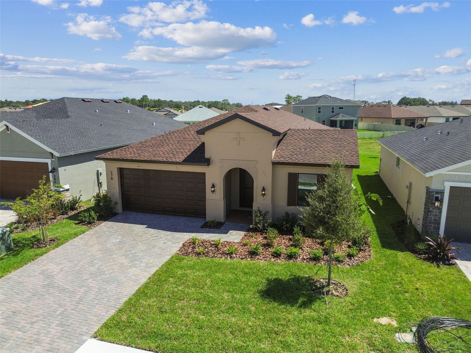Image 7 of 86 For 278 Hillshire Place